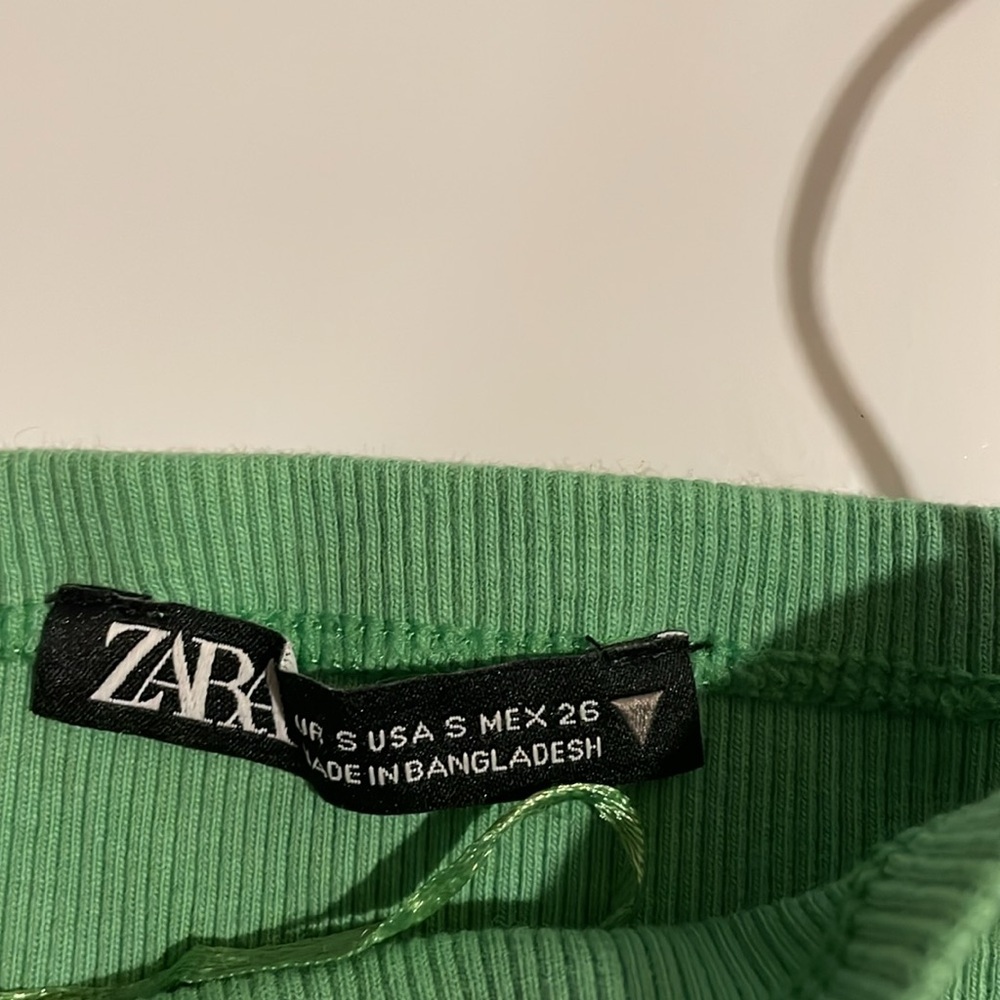 Zara Ribbed Crop tank - Picture 2 of 3